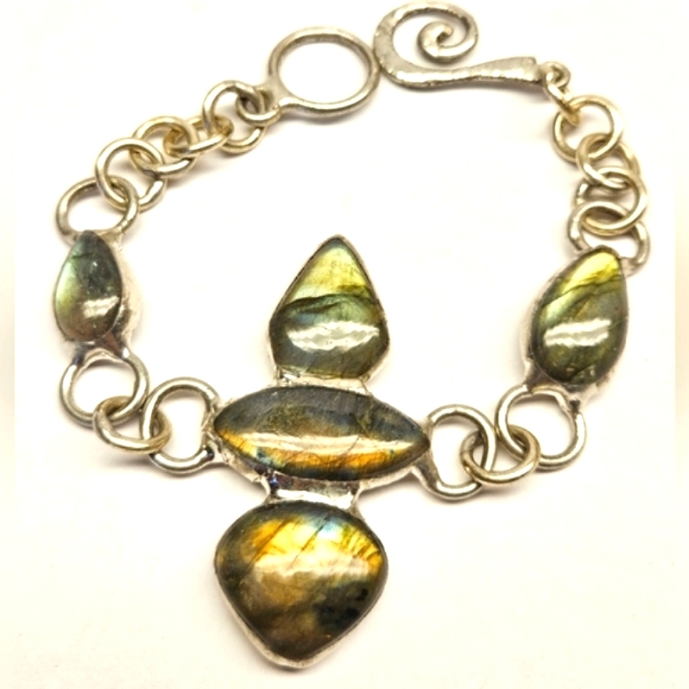 Unique Handmade Labradorite Bracelet